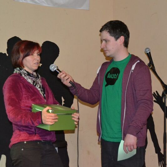 Foto von der laut Jugendversammlung im Geiza 2013