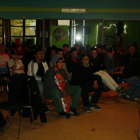 Foto von der laut Jugendversammlung im Gost 2012