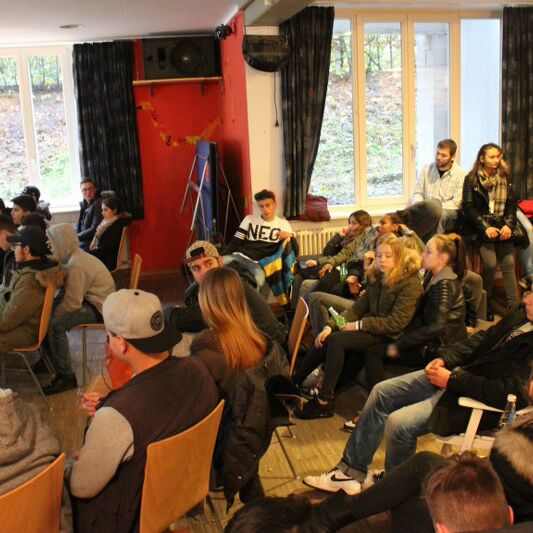 Foto von der Jugendversammlung im JH Niemöller 2015