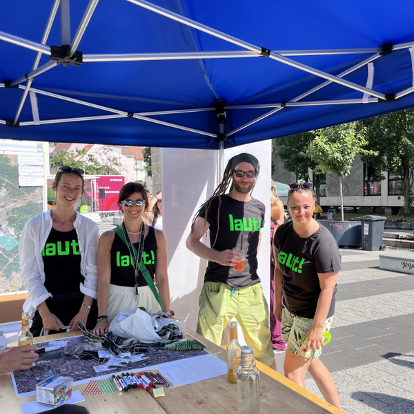 laut-Team beim laut Open Air am Kornmarkt 2022