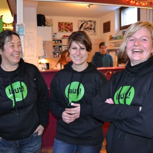 Foto von der laut Jugendversammlung im Geiza 2013