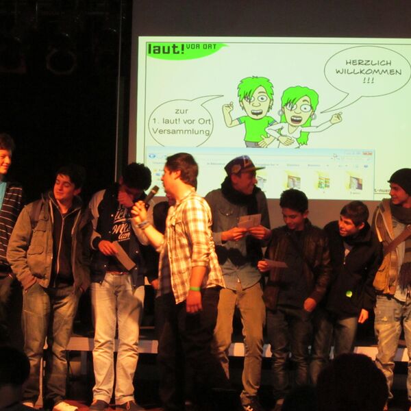 Foto von der ersten laut Jugendversammlung in der Luise 2011