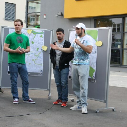 Foto von der Open Air Jugendversammlung in Muggenhof 2015