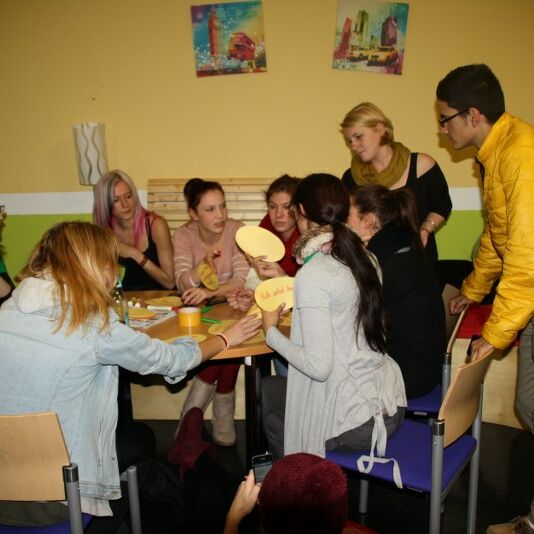 Foto von der laut Jugendversammlung im Gost 2012