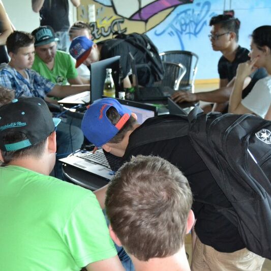 Foto von der laut Jugendversammlung im Suspect 2013