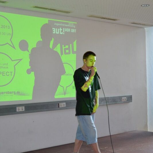 Foto von der laut Jugendversammlung im Suspect 2013