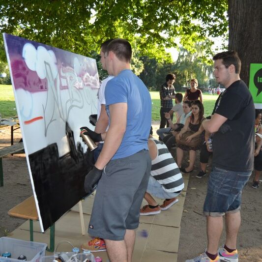 Foto von der laut Open Air Versammlung im Annapark 2014