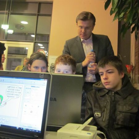 Foto von der laut Jugendversammlung in der Villa Leon 2012