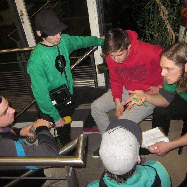 Foto von der laut Jugendversammlung in der Villa Leon 2012