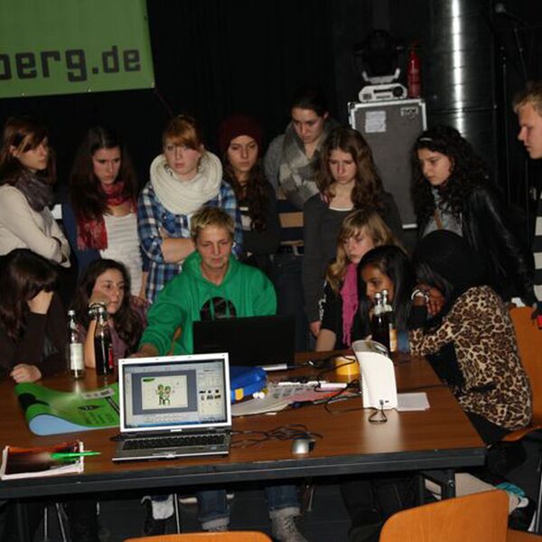 Foto von der ersten laut Jugendversammlung in der Luise 2011