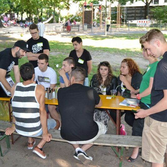 Foto von der laut Open Air Versammlung im Annapark 2014