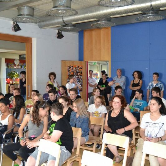 Foto von der laut Jugendversammlung im Suspect 2013