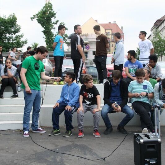 Foto von der Open Air Jugendversammlung in Muggenhof 2015