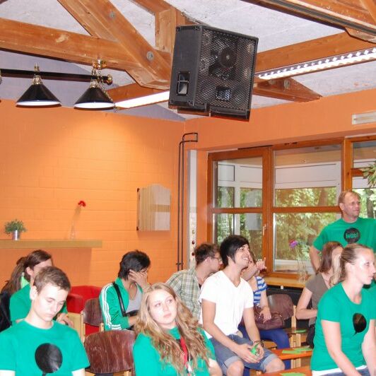 Foto von der laut Jugendversammlung im Klüpfel 2012