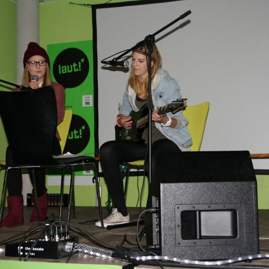 Foto von der laut Jugendversammlung im Gost 2012