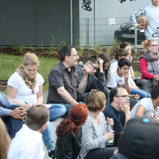 Foto von der Open Air Jugendversammlung in Muggenhof 2015