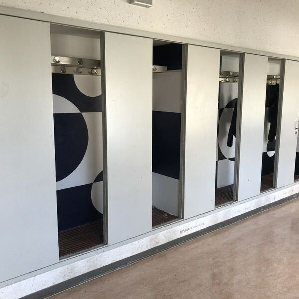 Foto von neu gestalteten Einbauschränken Willstätter Gymnasium